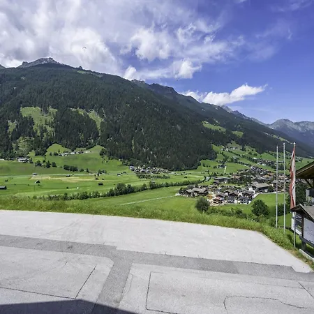 In Neustift Near Lift, Cleaning Included * Neustift im Stubaital